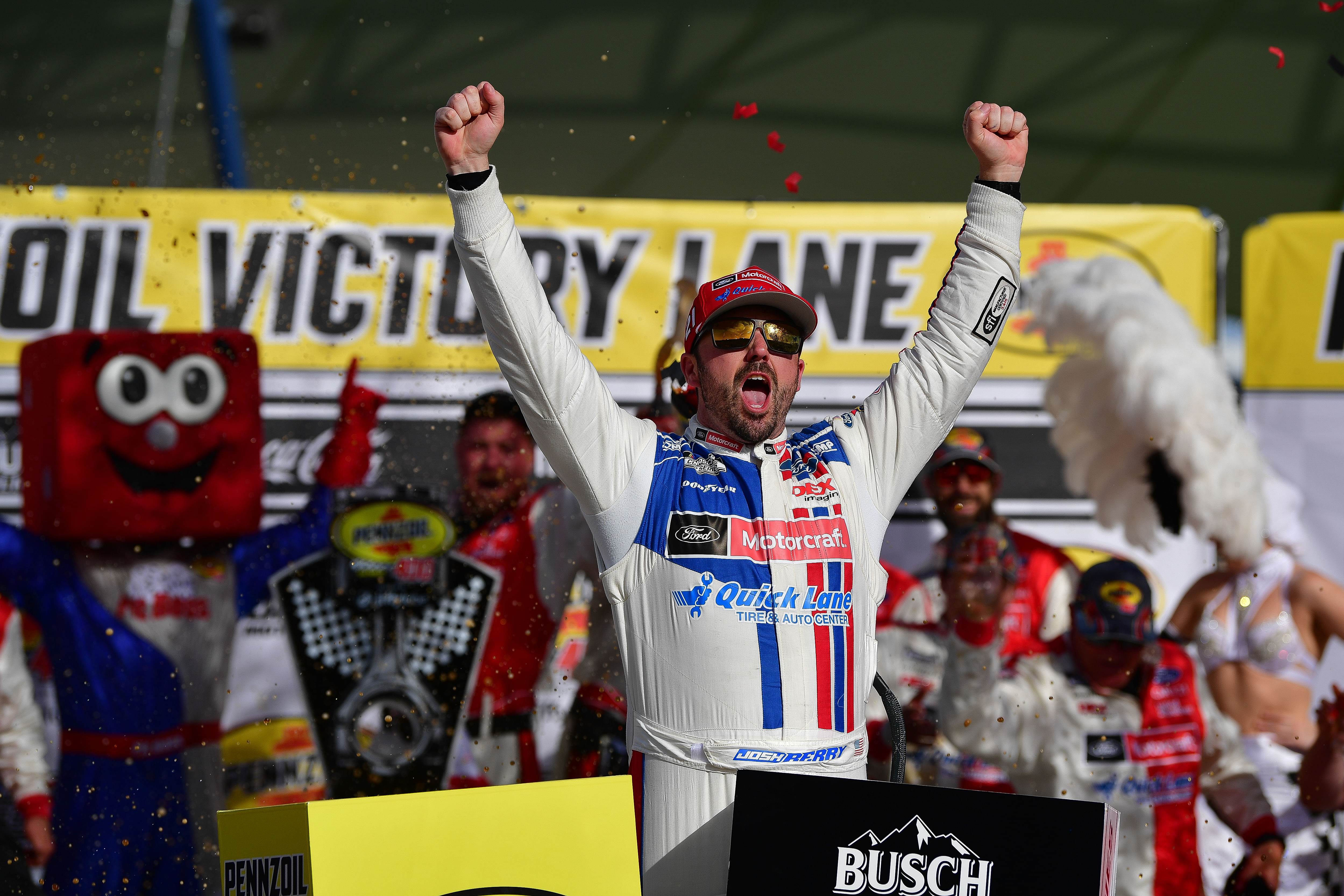 NASCAR Cup Series driver Josh Berry (21) celebrates his victory following the Pennzoil 400 at Las Vegas Motor Speedway - Source: Imagn
